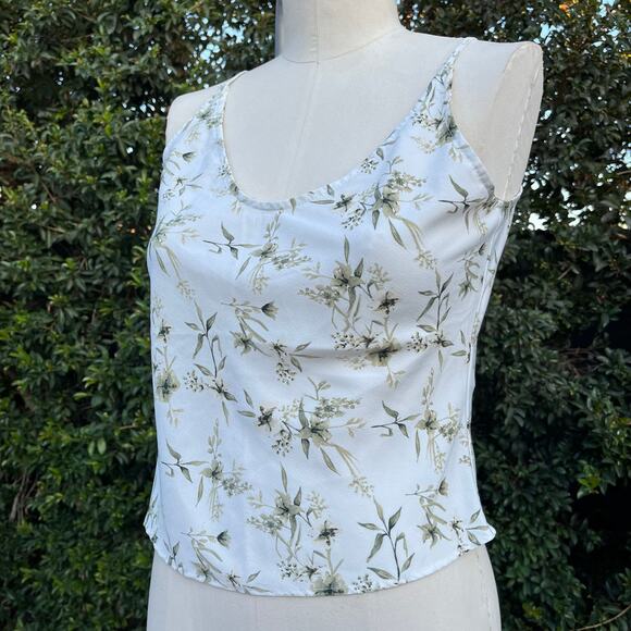Abercrombie & Fitch Sage Floral Cream Crop Tank Top Green - Picture 1 of 7